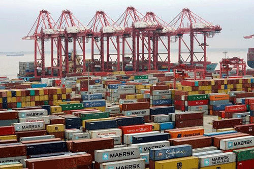Thặng dư thương mại Trung Quốc với Mỹ lập kỷ lục trong tháng 8