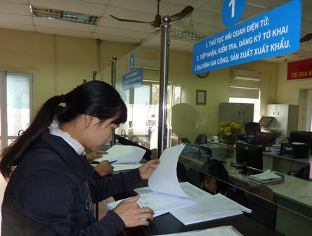 Thúc đẩy triển khai nộp thuế điện tử và thông quan 24/7