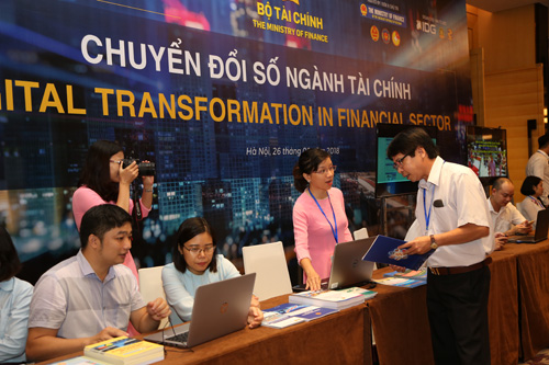 hội thảo - triển lãm vietnam finance 2018