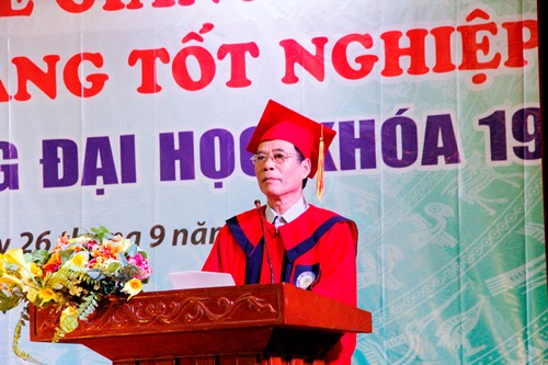 Học viện Tài chính trao bằng hệ liên thông đại học khóa 19