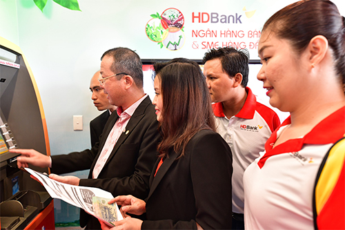 HDBank tăng tiện tích cho khách hàng hệ sinh thái với ngân hàng số 24/7