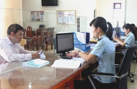 hQ quảng ng&atilde;i