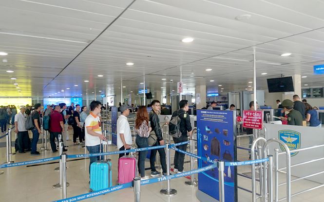 sân bay tân sơn nhất