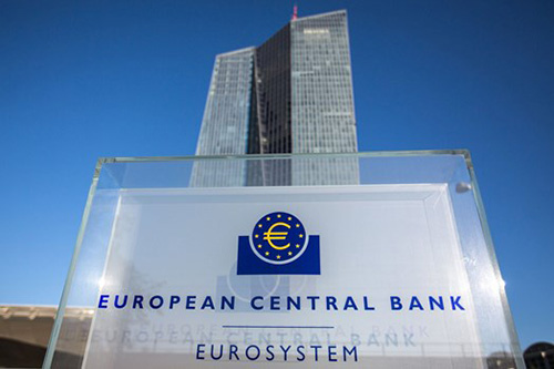 ECB quyết định giữ nguyên lãi suất ở mức thấp kỷ lục