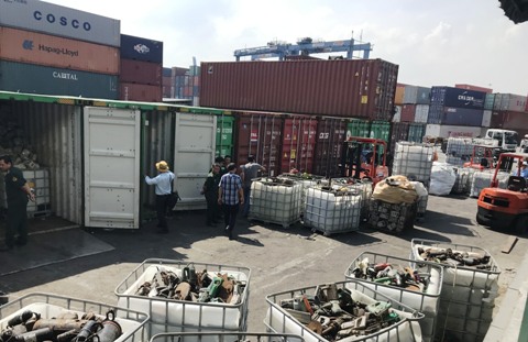 Hải quan TP. Hồ Chí Minh: Yêu cầu vận chuyển 1.099 container phế liệu ra khỏi lãnh thổ Việt Nam