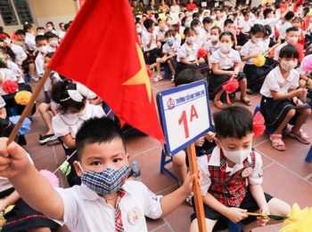 Hà Nội lùi thời gian học trực tuyến với học sinh lớp 1