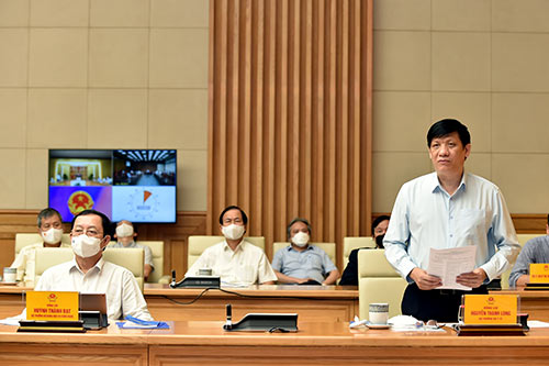 Bộ trưởng Bộ Y tế Nguyễn Thanh Long phát biểu