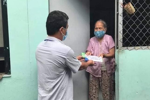TP Hồ Chí Minh đang tích cực chăm lo cho người dân có hoàn cảnh khó khăn vì dịch bệnh.