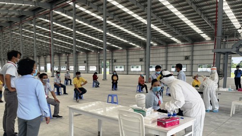 Ngành gỗ: Ưu tiên tiêm vắc-xin để vừa chống dịch vừa khôi phục sản xuất