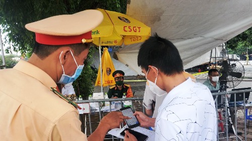 Hà Nội triển khai lắp đặt các camera quét mã QR code tại 67 chốt kiểm soát