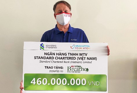 TP. Hồ Chí Minh: Standard Chartered hỗ trợ 460 triệu đồng chống dịch