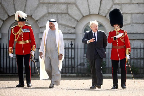 Thủ tướng Anh Boris Johnson và Thái tử Sheikh Mohammed bin Zayed al-Nahyan của UAE tại London