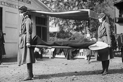 Cáng bệnh nhân cúm tại trạm cấp cứu Chữ thập đỏ ở Washington