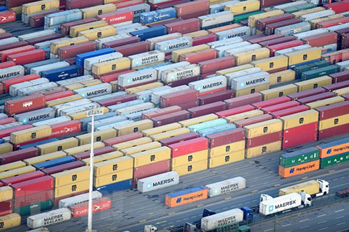 Cảng container ở Hamburg, Đức.