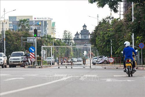 lào