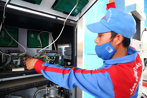 Thái Bình: Thu ngân sách tăng đột biến nhờ dán tem đồng hồ bơm xăng