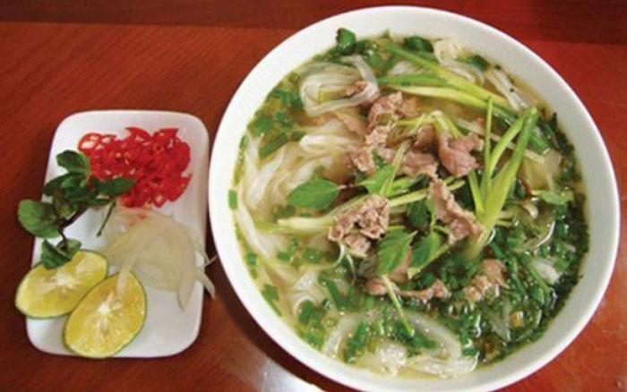 Phở và Gỏi cuốn của Việt Nam lọt tốp 30 món ăn ngon nhất thế giới