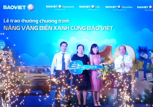 10 tỷ đồng tri ân khách hàng chương trình ‘Nắng vàng biển xanh cùng Bảo Việt’
