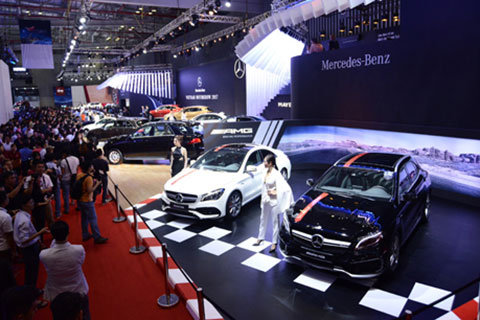 18 mẫu xe Mercedes-Benz đã sẵn sàng chào sân VIMS 2017