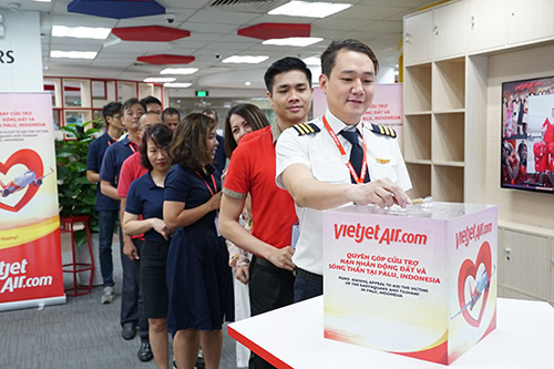 Vietjet Air: Chuyến bay cứu trợ nạn nhân động đất, sóng thần tại Indonesia đã cất cánh