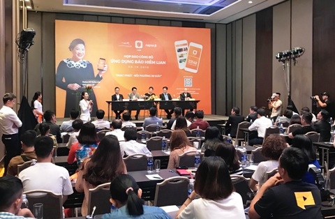 Lần đầu tiên ra mắt ứng dụng bảo hiểm tự động