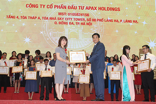 Cục Thuế Hà Nội tuyên dương 385 đơn vị nộp thuế tốt năm 2018