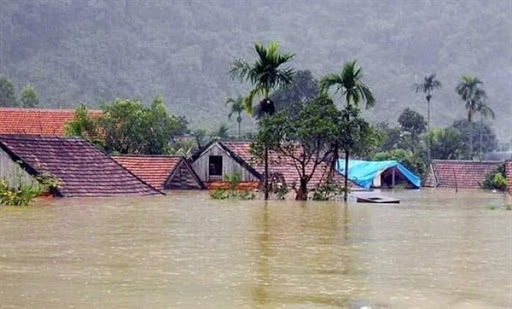 Bộ Công thương: Cung ứng hàng hóa đầy đủ cho các tỉnh mưa lũ