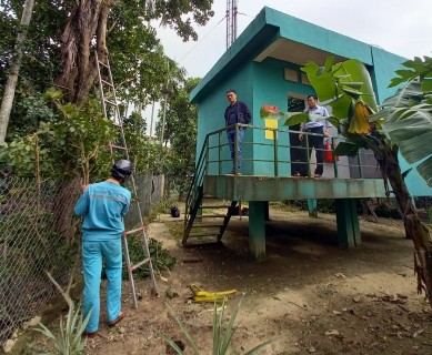 Viettel đảm bảo liên lạc và chia sẻ khó khăn với đồng bào miền Trung bị lũ lụt