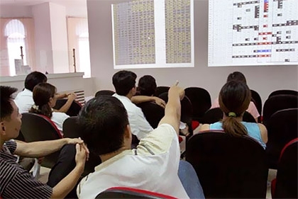 co phieu dau co thanh khoan lon xa hay day