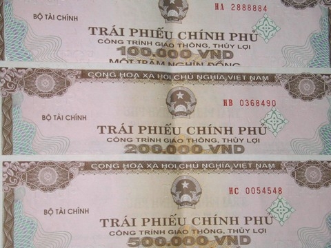 nguon von trai phieu chinh phu se duoc uu tien vao dau