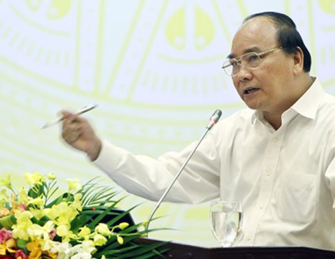Phó Thủ tướng Nguyễn Xuân Phúc: Bảo đảm an toàn nợ công, nợ Chính phủ
