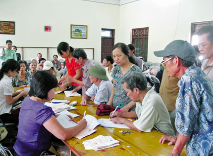 14.400 tỷ đồng trợ cấp cho đối tượng bảo trợ xã hội năm 2016