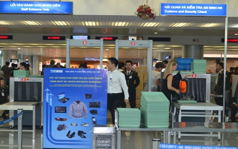 hai quan va an ninh hang khong soi chieu chung hang hoa