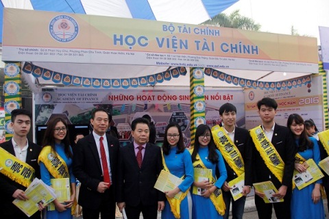 Đoàn thanh niên Học viện Tài chính