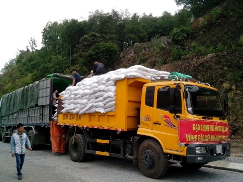 Hơn 4,4 nghìn tấn gạo hỗ trợ học sinh miền núi phía Bắc