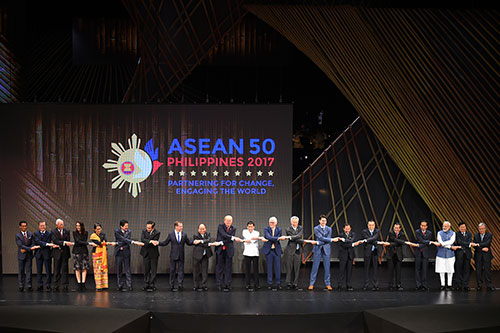 Thủ tướng dự khai mạc ASEAN