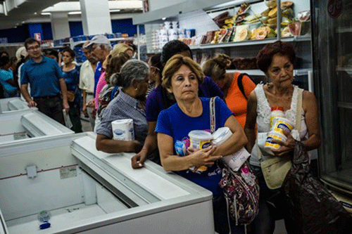 Venezuela rơi vào trạng thái vỡ nợ