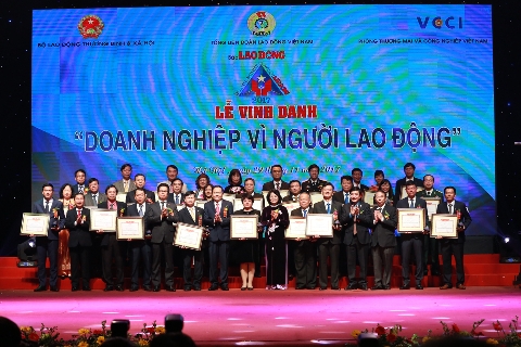 Vinh danh 74 doanh nghiệp vì người lao động