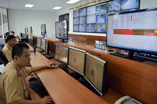 ha noi khai thac trung tam dieu khien tin hieu giao thong hien dai