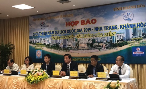 Năm Du lịch quốc gia 2019 có chủ đề “Sắc màu của biển”