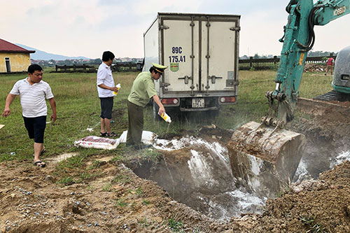 Chặn thực phẩm bẩn ngay tại cửa ngõ biên giới