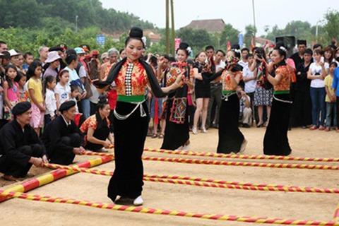 Tháng 11, tôn vinh tinh hoa văn hóa các dân tộc Việt Nam