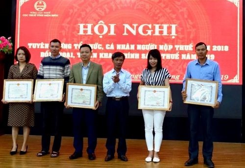 Điện Biên: Tuyên dương 127 đơn vị thực hiện tốt chính sách thuế năm 2018