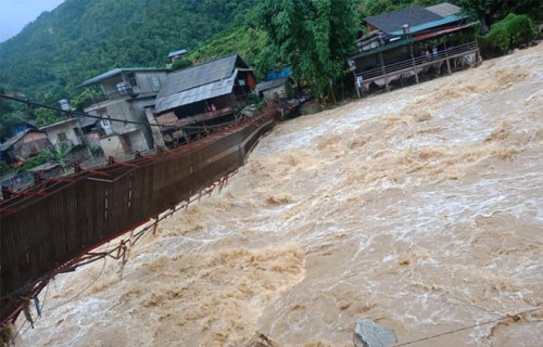 Cả nước thiệt hại hơn 7,2 nghìn tỷ đồng do thiên tai và cháy nổ