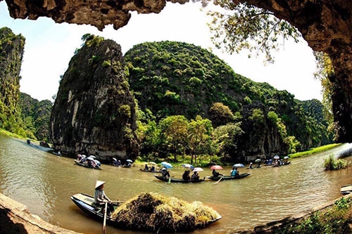 du lich qua cac mien di san van hoa viet nam