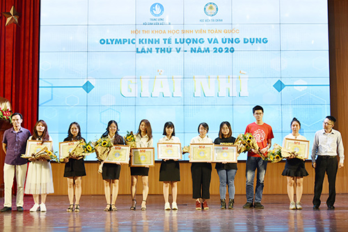 Sinh viên Học viện Tài chính đạt giải Nhì Hội thi Khoa học sinh viên toàn quốc Olympic Kinh tế lượng