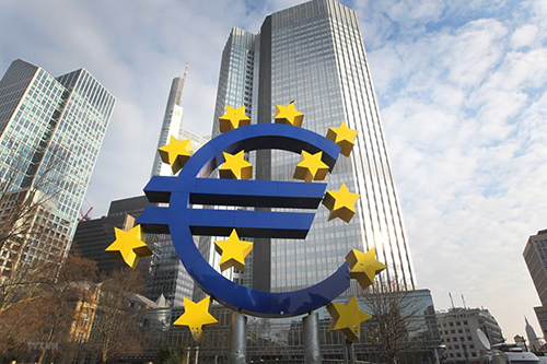 Cảnh báo nguy cơ kinh tế Eurozone suy thoái trong quý IV/2020