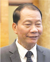 Ông Hoàng Quang Phòng