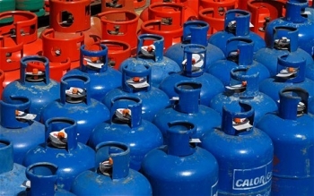 Giá gas tăng gần 80 nghìn đồng/bình: Không bất thường