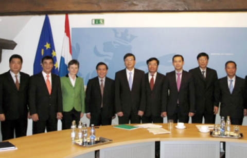 mo rong hop tac chung khoan voi phap luych xam bua va duc